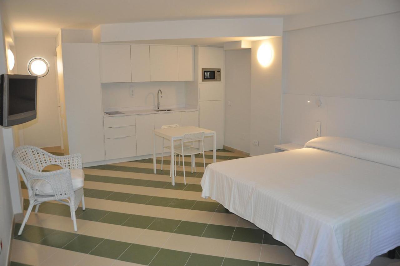 Apartamentos Sunway Amapola Sitges Exterior foto