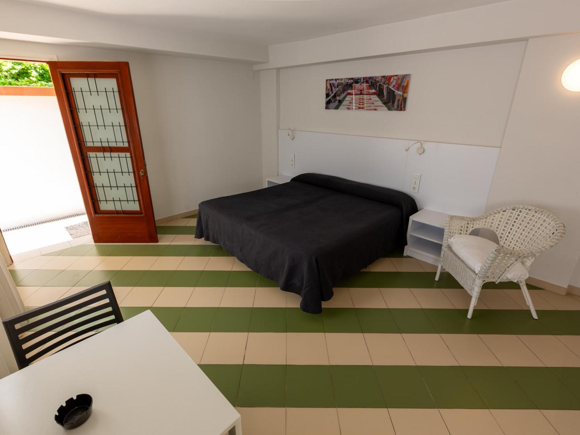 Apartamentos Sunway Amapola Sitges Exterior foto
